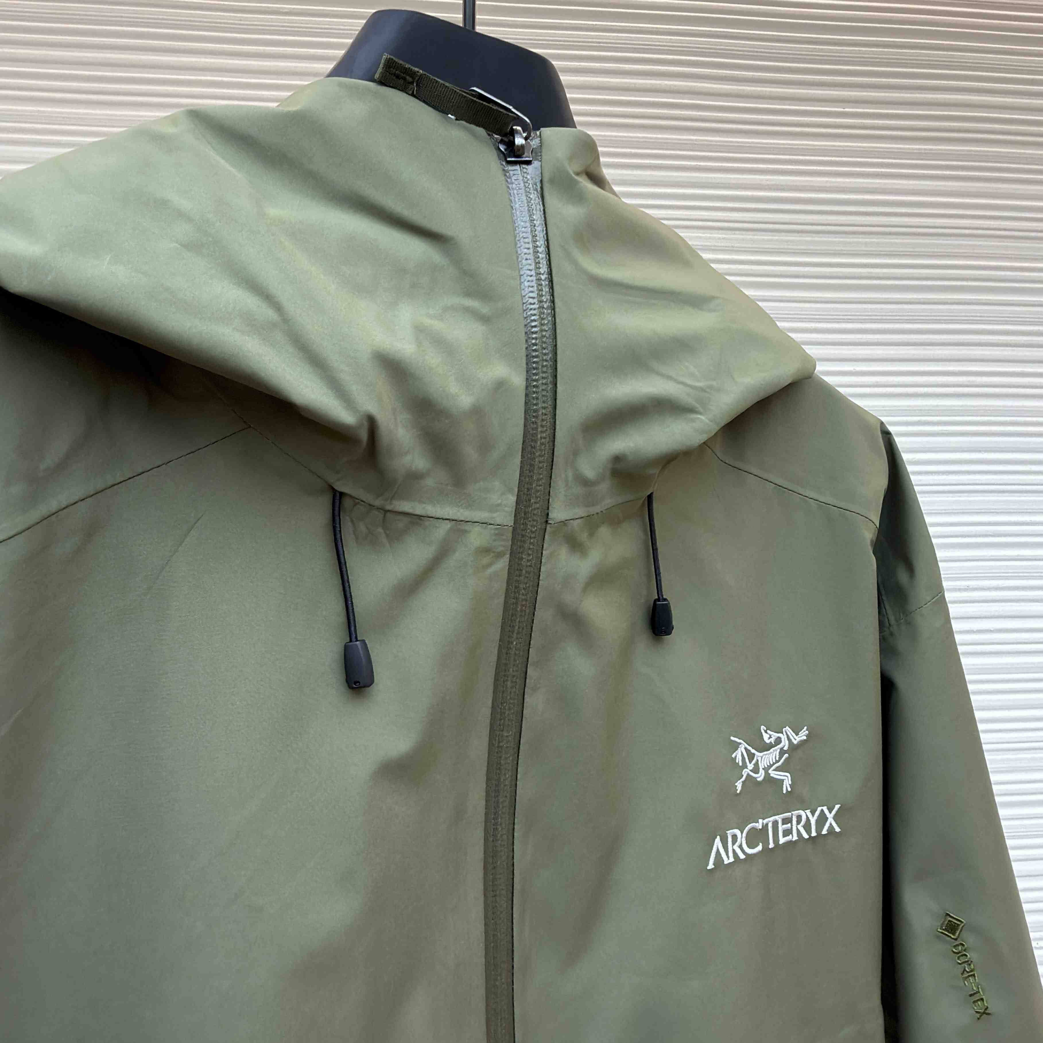 Arc'teryx Beta LT Jacket  - DesignerGu