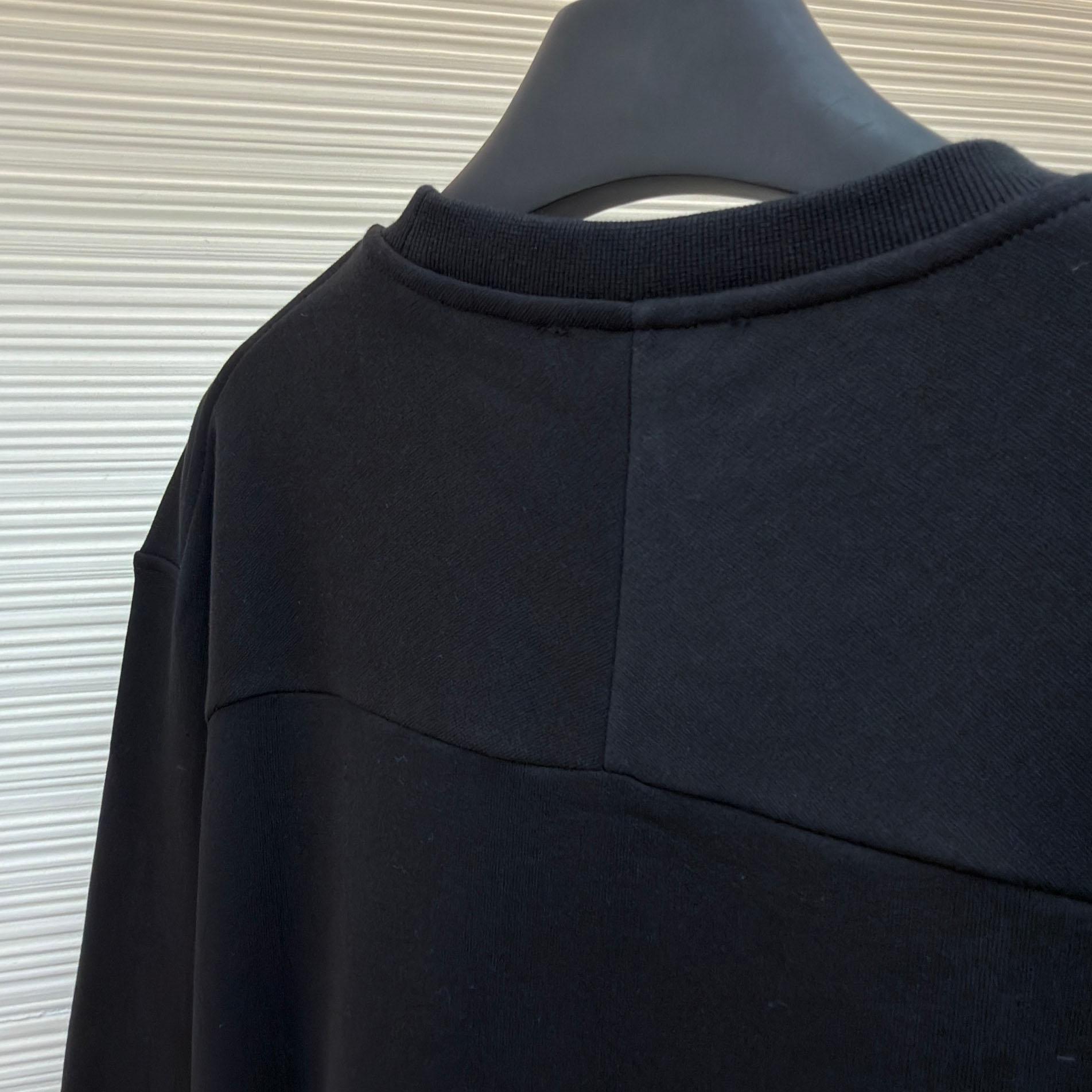 Givenchy Sweatshirt In Fleece With Givenchy Paris Gros Grain - DesignerGu