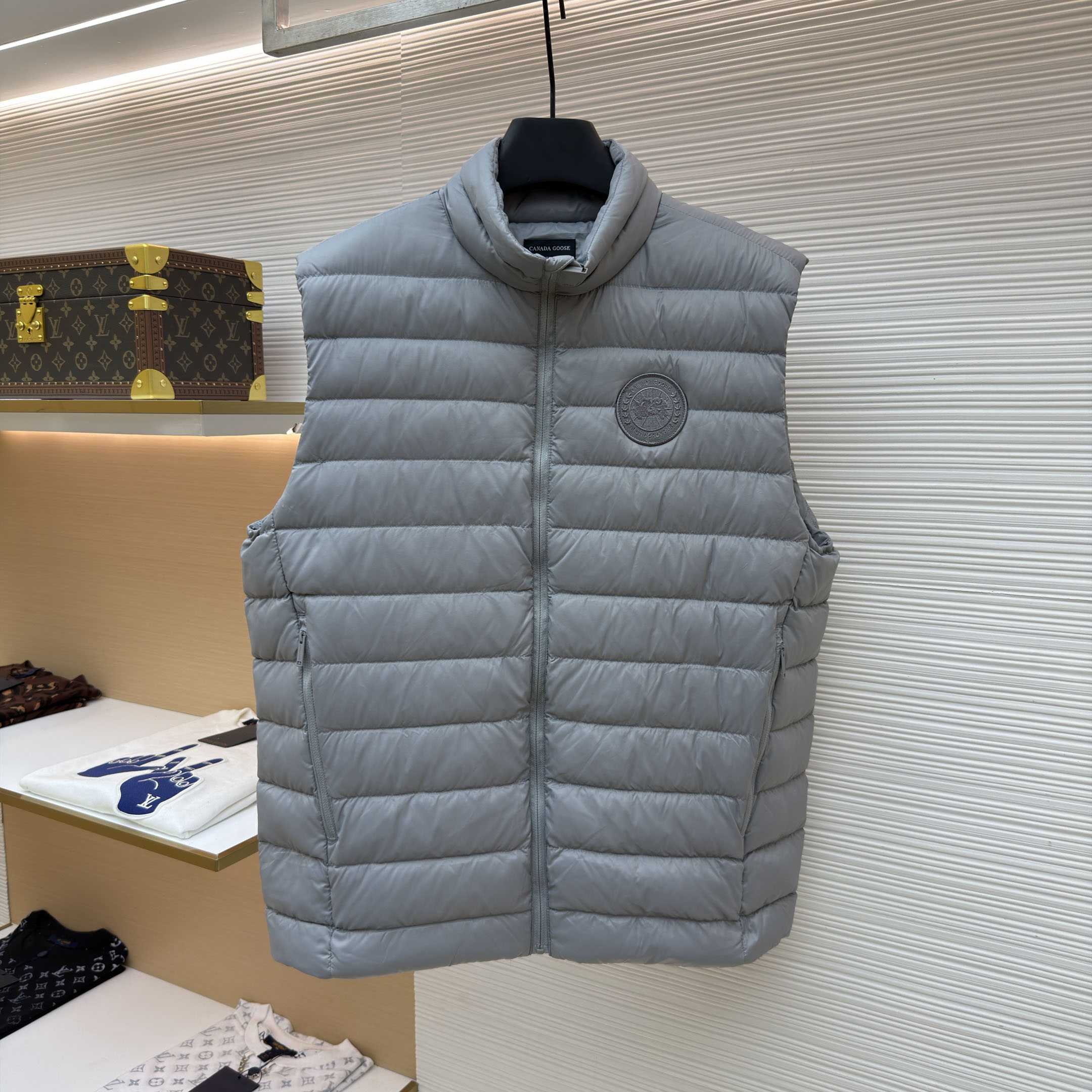 Canada Goose Stratus Padded Gilet - DesignerGu