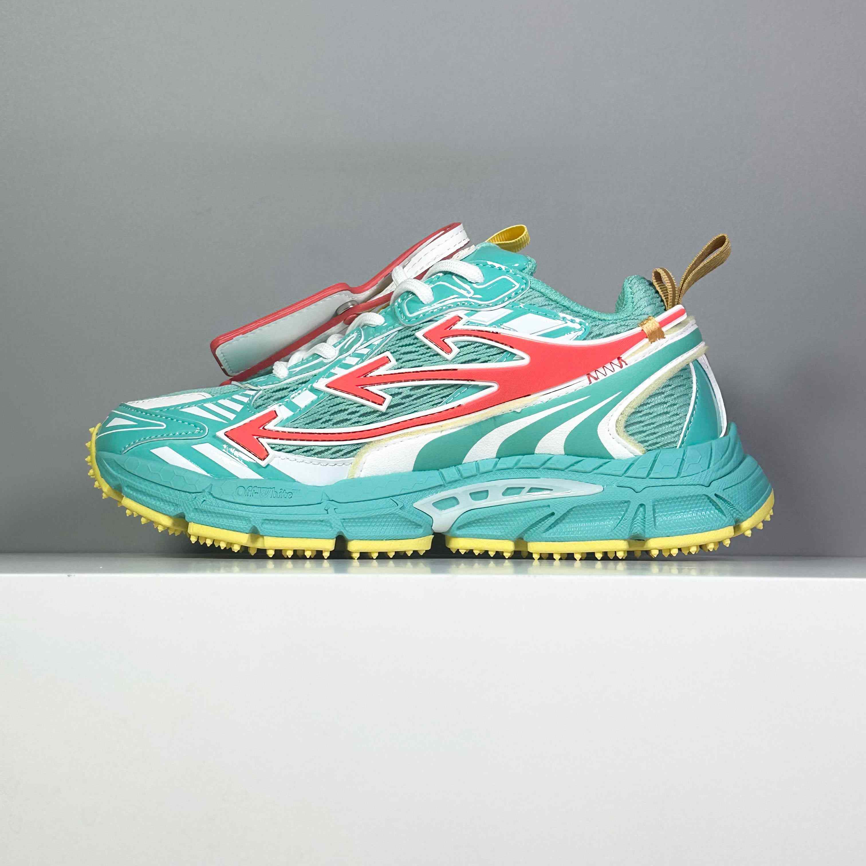 Off-White Be Right Back Lace-Up Sneakers - DesignerGu