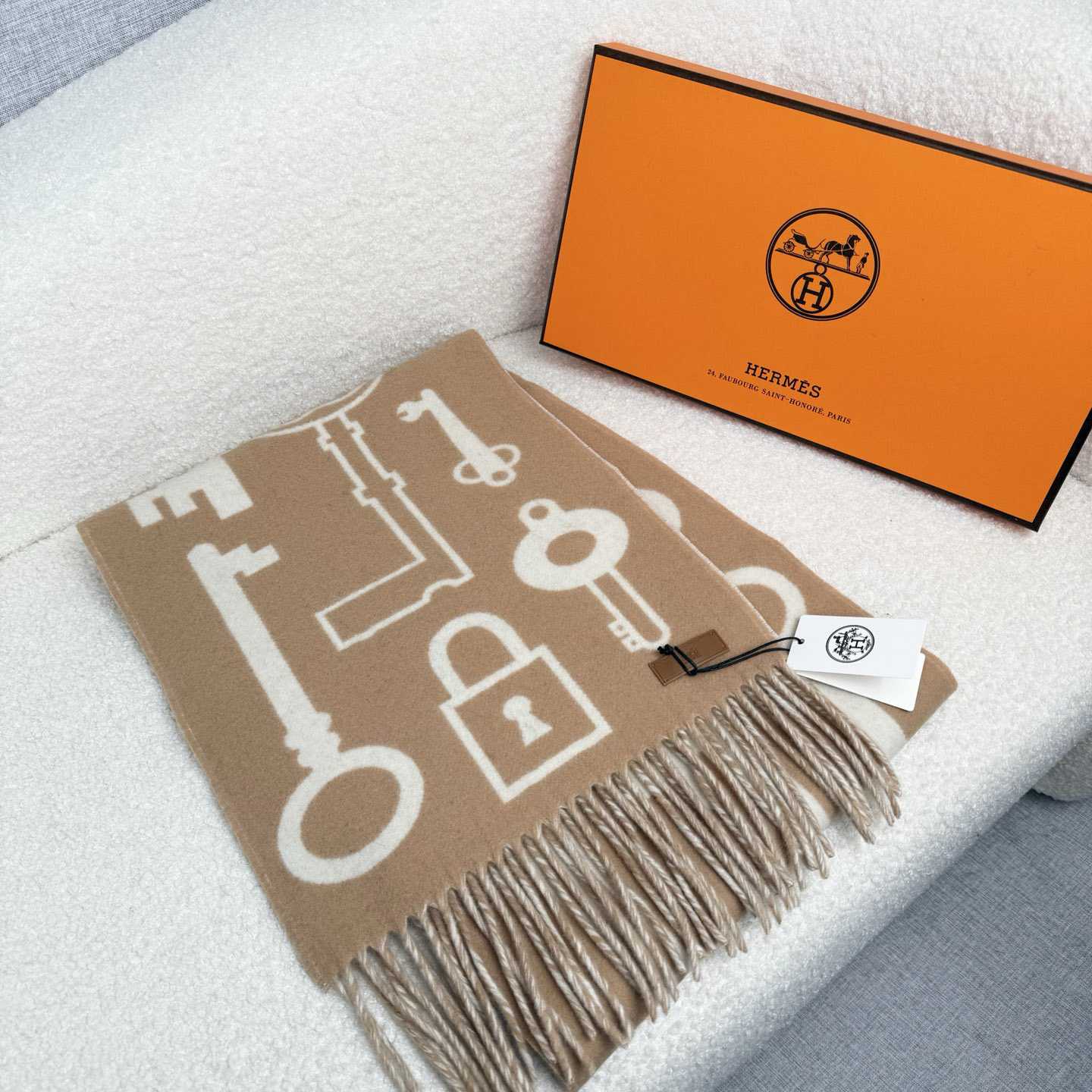 Hermes Casaque Porte-Clefs Scarf - DesignerGu