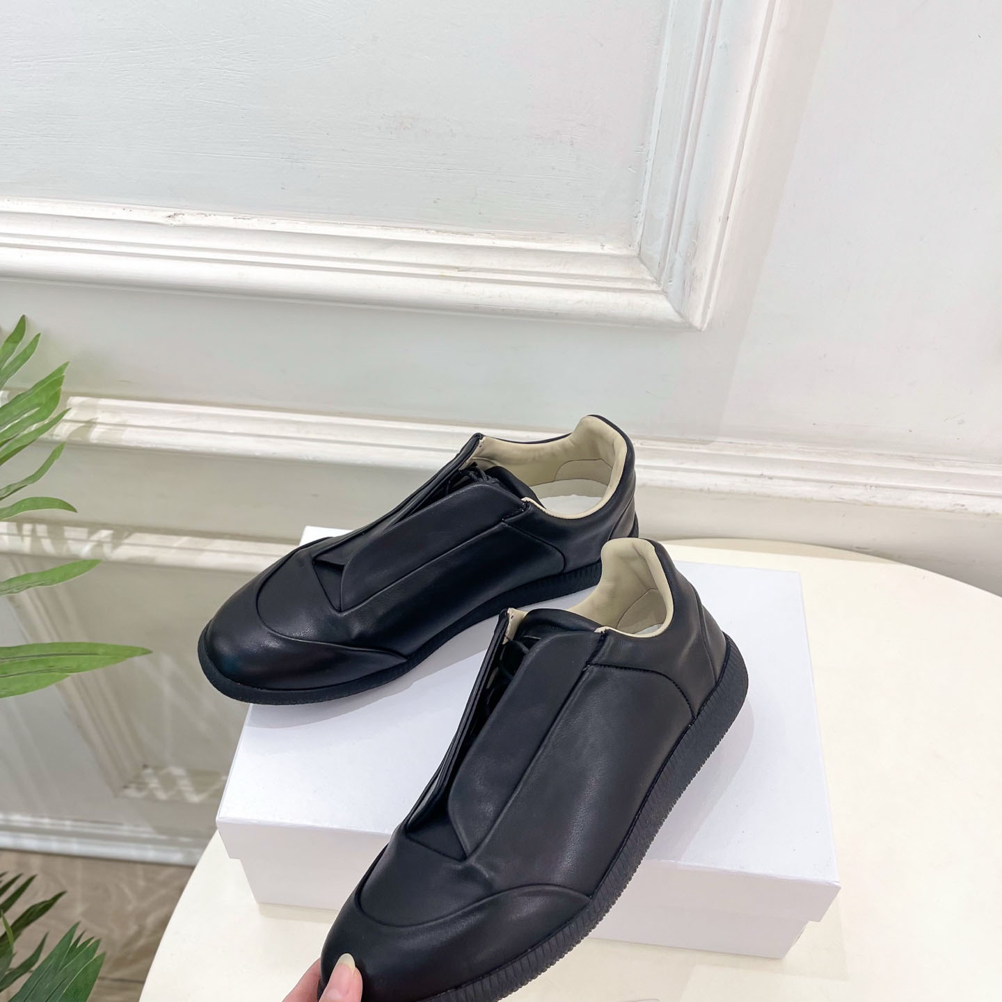Maison Margiela  Future Low Sneaker - DesignerGu
