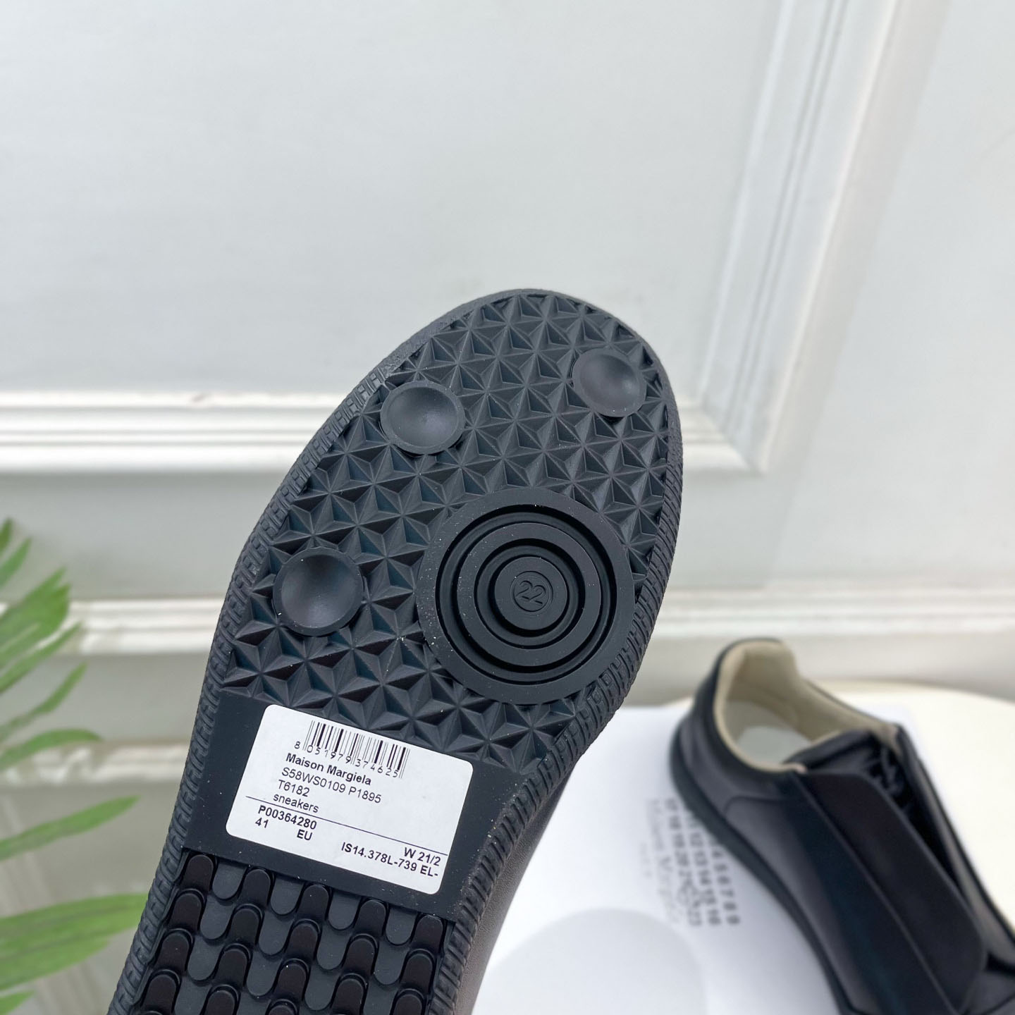 Maison Margiela  Future Low Sneaker - DesignerGu