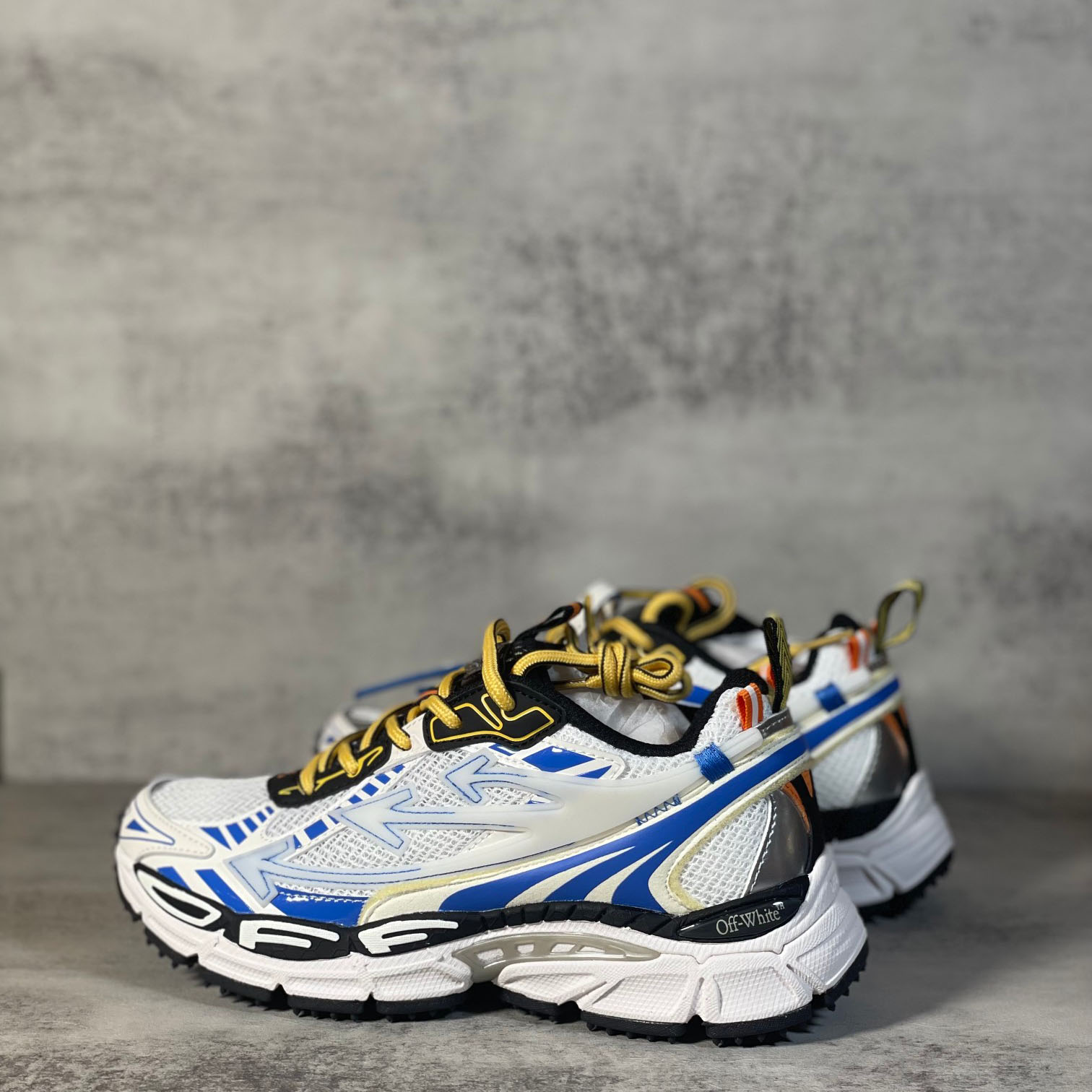 Off-White Be Right Back 'New York' Sneakers - DesignerGu