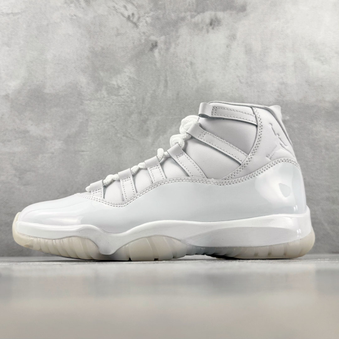 Jordan  Comme des Garçons × Jordan Air Jordan 11 Sneakers IV7639-100 - DesignerGu