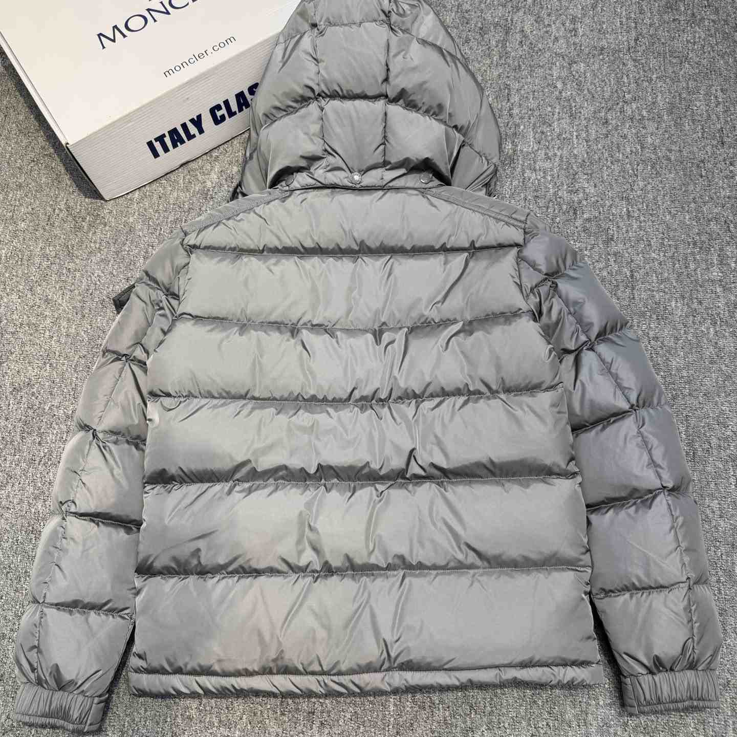 Moncler Maya Matte Short Down Jacket - DesignerGu