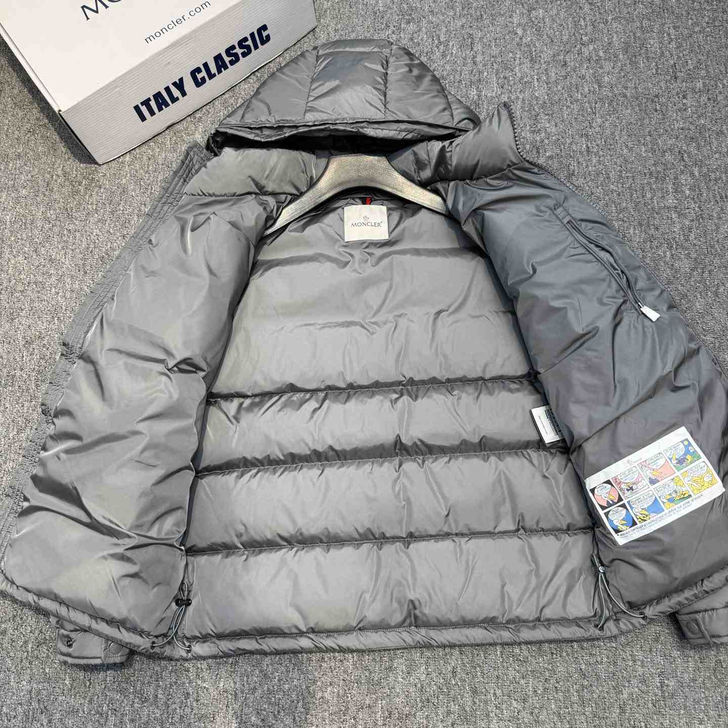 Moncler Maya Matte Short Down Jacket - DesignerGu