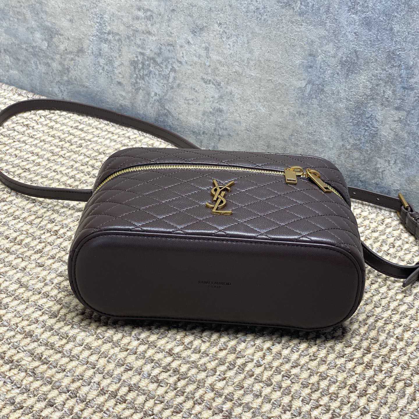 Saint Laurent GABY Vanity Large In Lambskin - DesignerGu