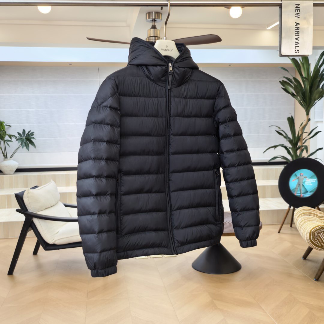Moncler Solienn Hooded Short Down Jacket - DesignerGu