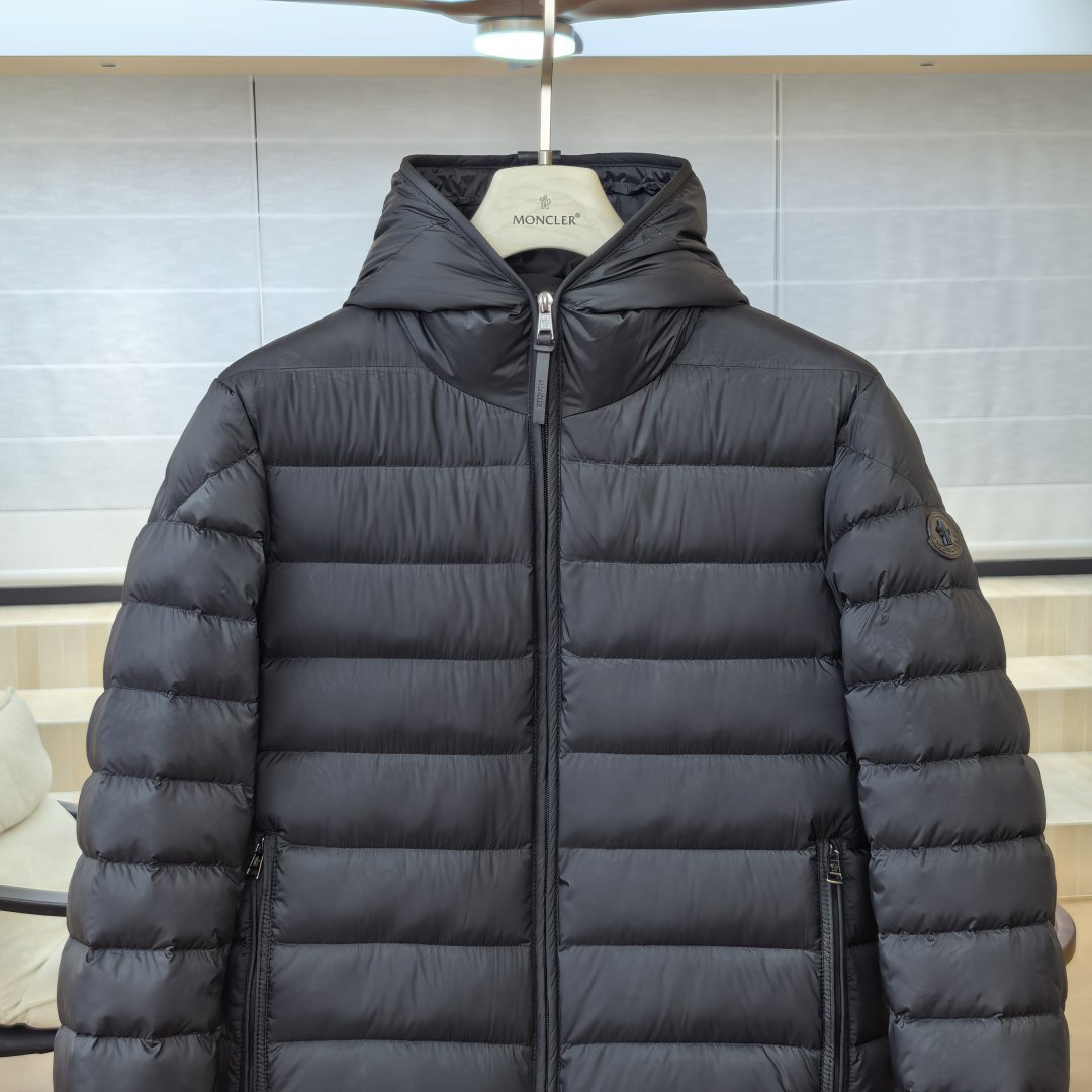 Moncler Solienn Hooded Short Down Jacket - DesignerGu