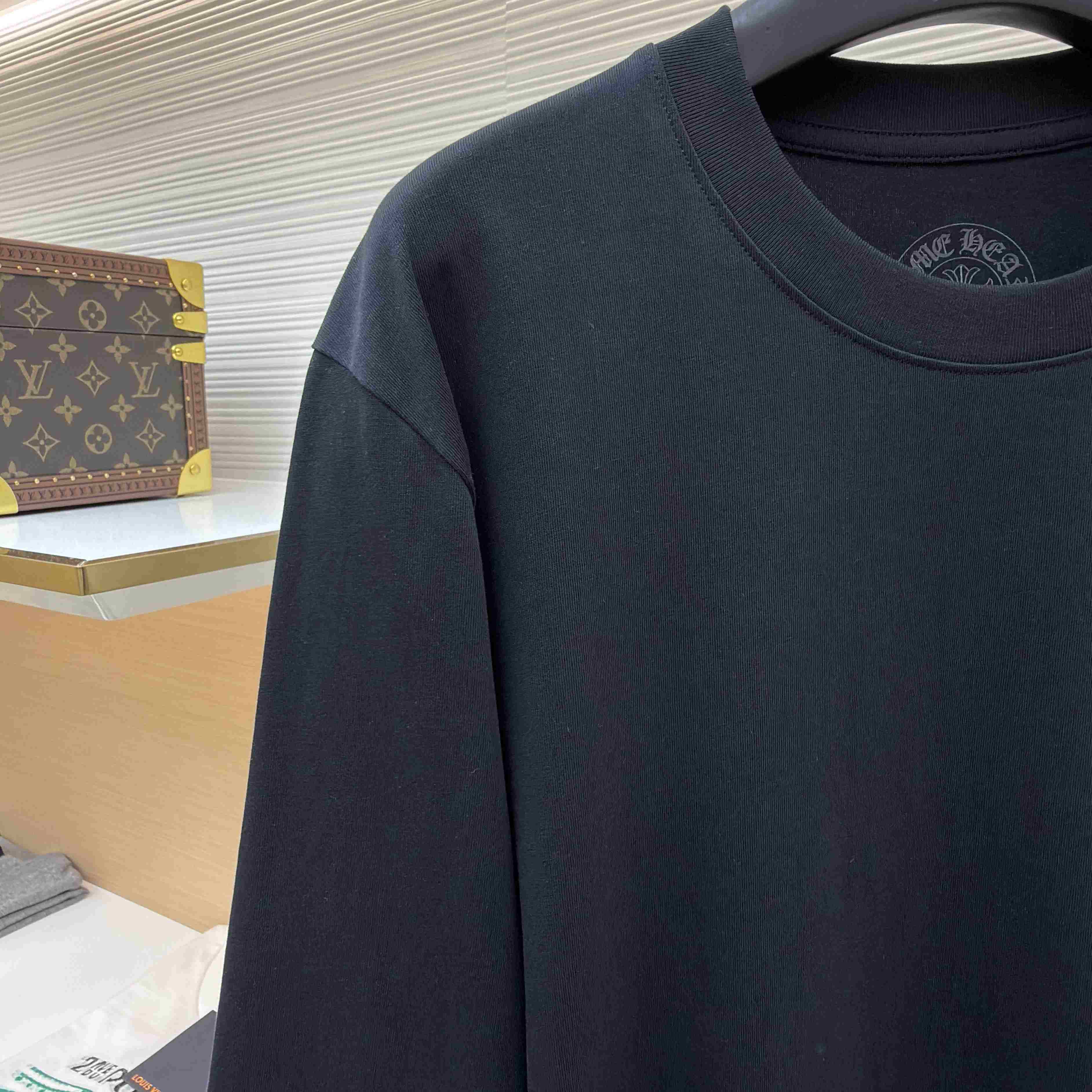 Chrome Hearts  St. Barth Horseshoe Logo Long Sleeve Pocket T-Shirt - DesignerGu