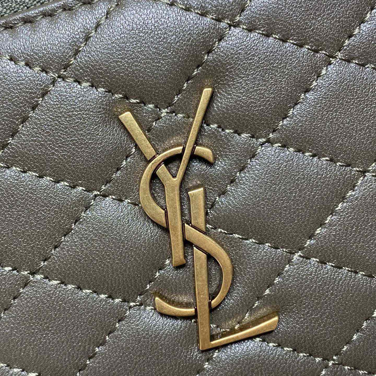 Saint Laurent GABY Vanity Large In Lambskin - DesignerGu
