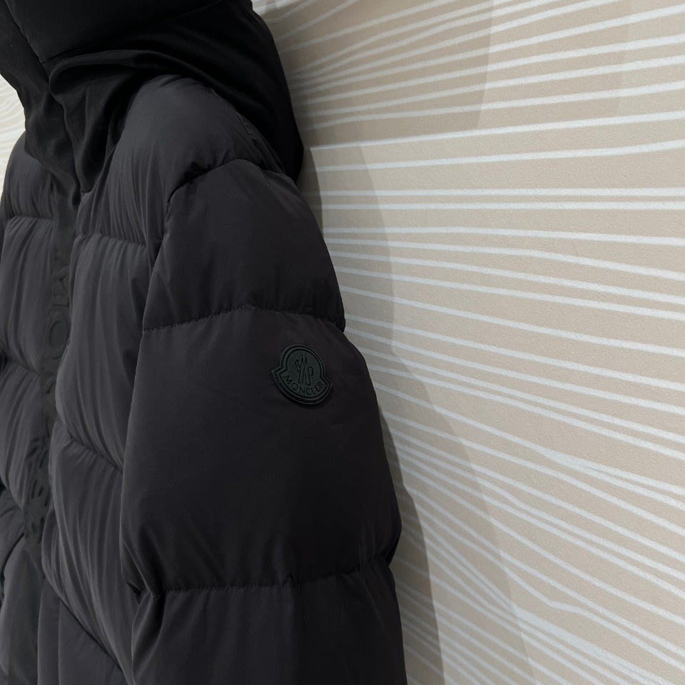 Moncler Madeira Hooded Short Down Jacket - DesignerGu