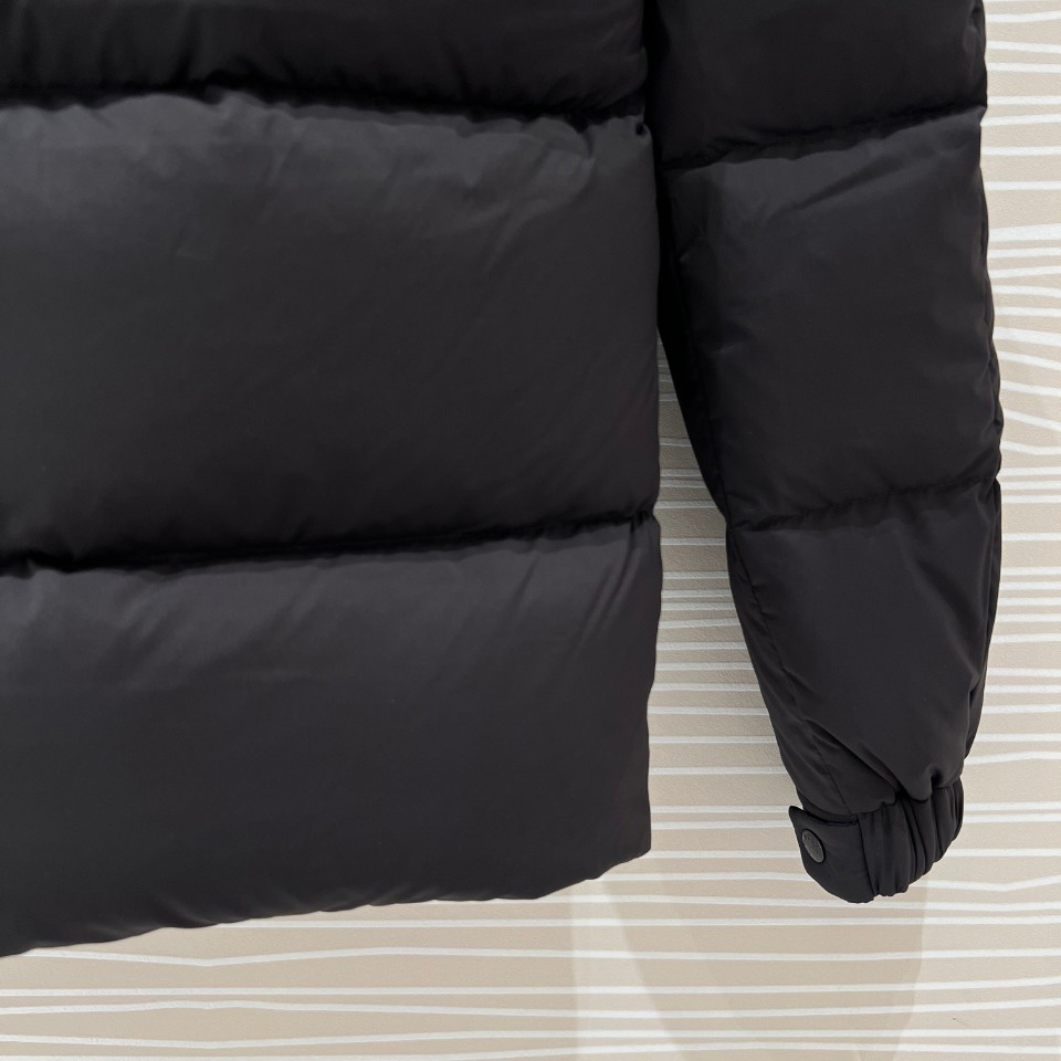 Moncler Madeira Hooded Short Down Jacket - DesignerGu