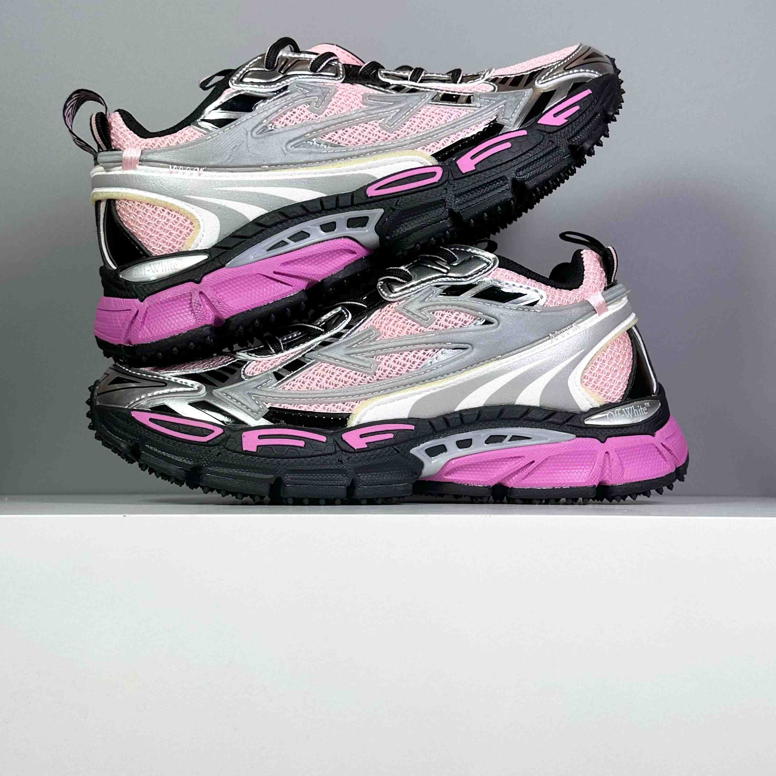 Off-White Be Right Back Sneakers - DesignerGu