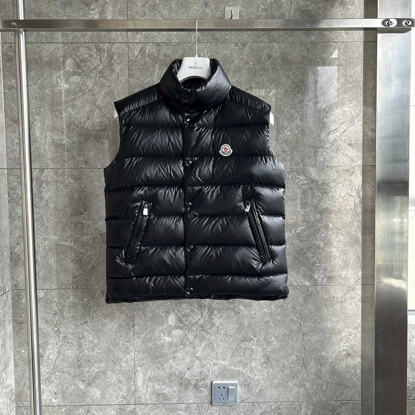 Moncler Tib Down Vest - DesignerGu