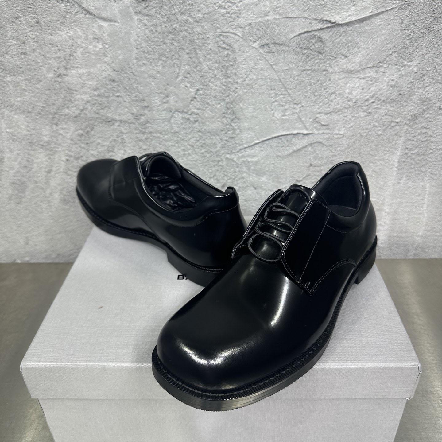 Balenciaga Comfy Derby In Black - DesignerGu