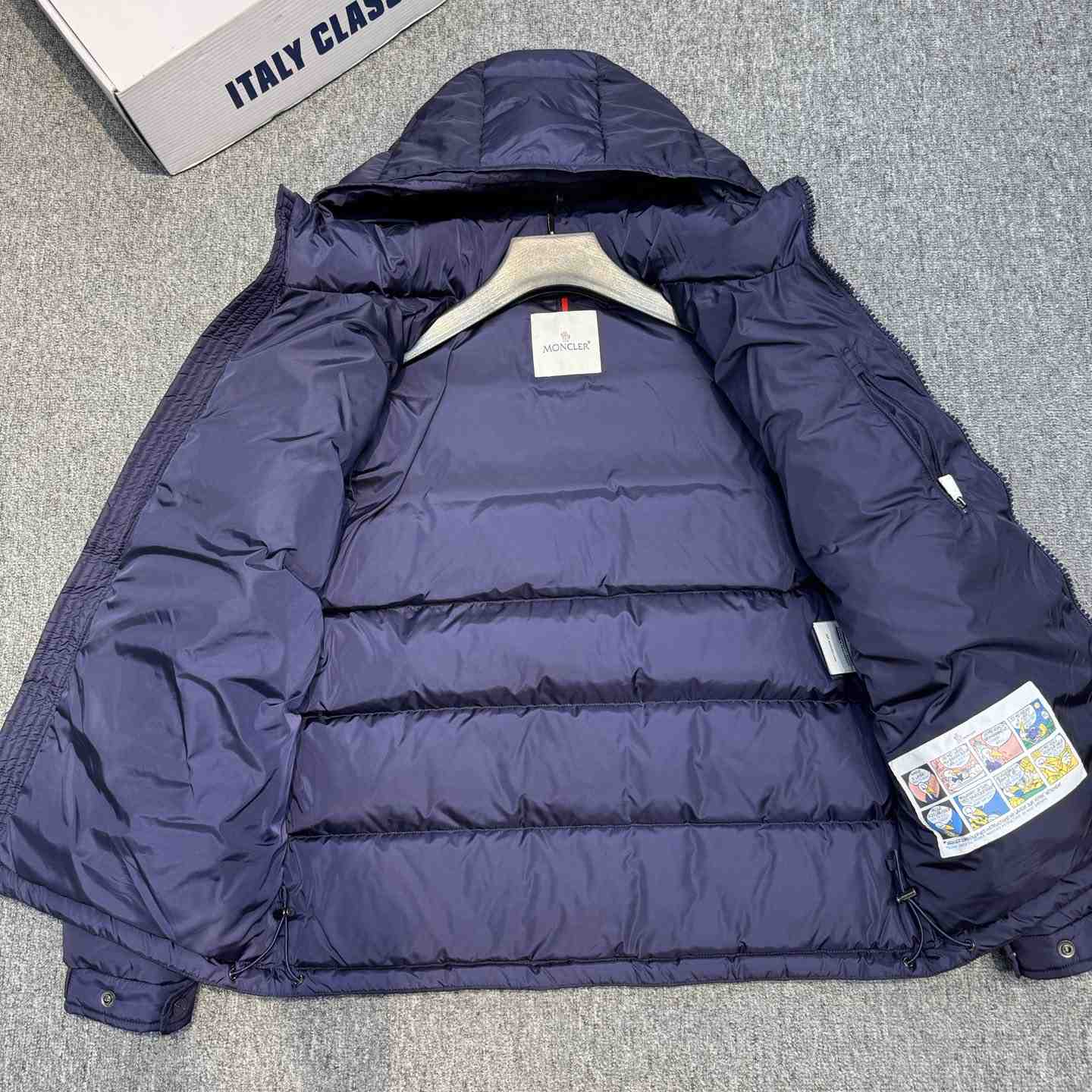 Moncler Maya Matte Short Down Jacket - DesignerGu