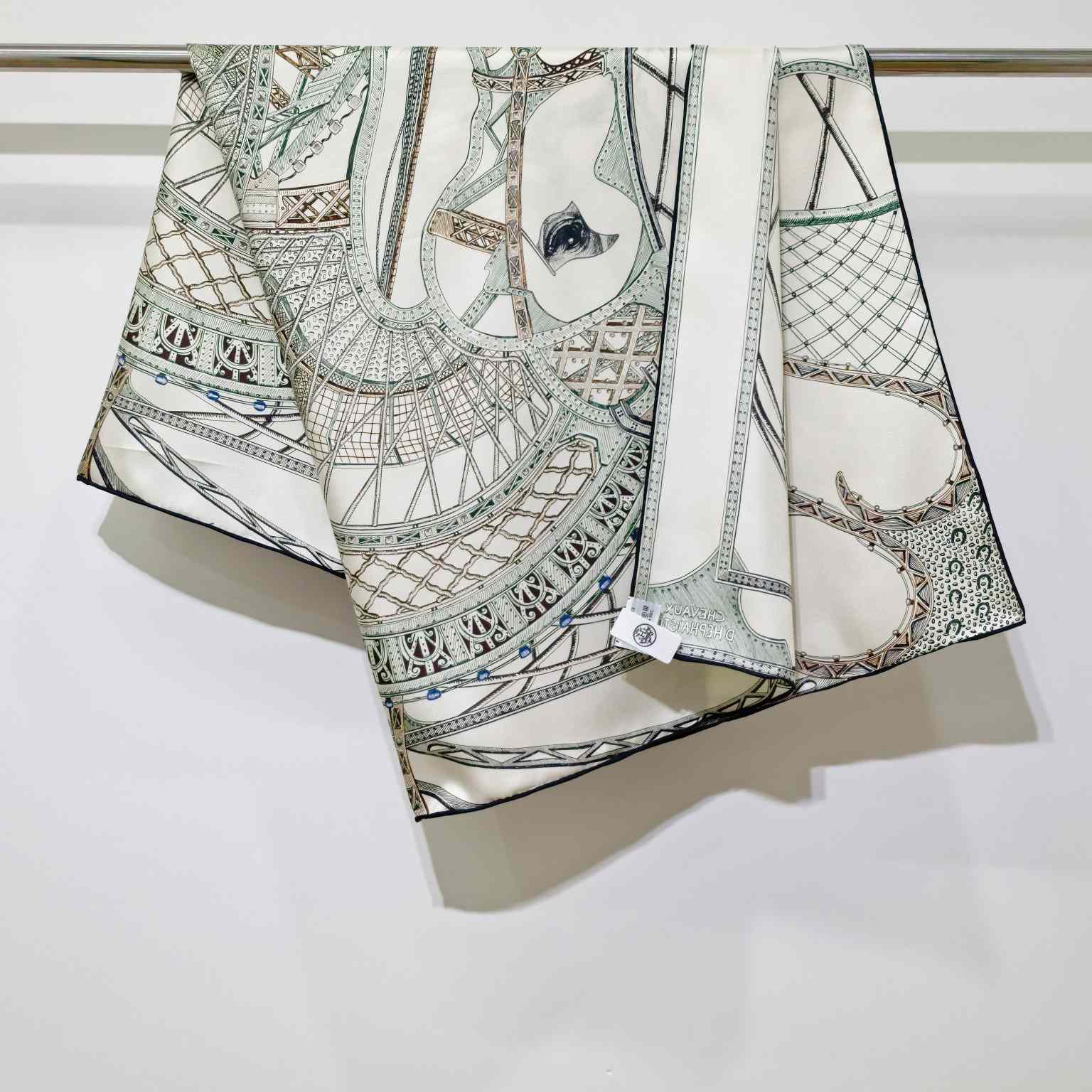 Hermes Chevaux d'Hephaistos Scarf 90 - DesignerGu