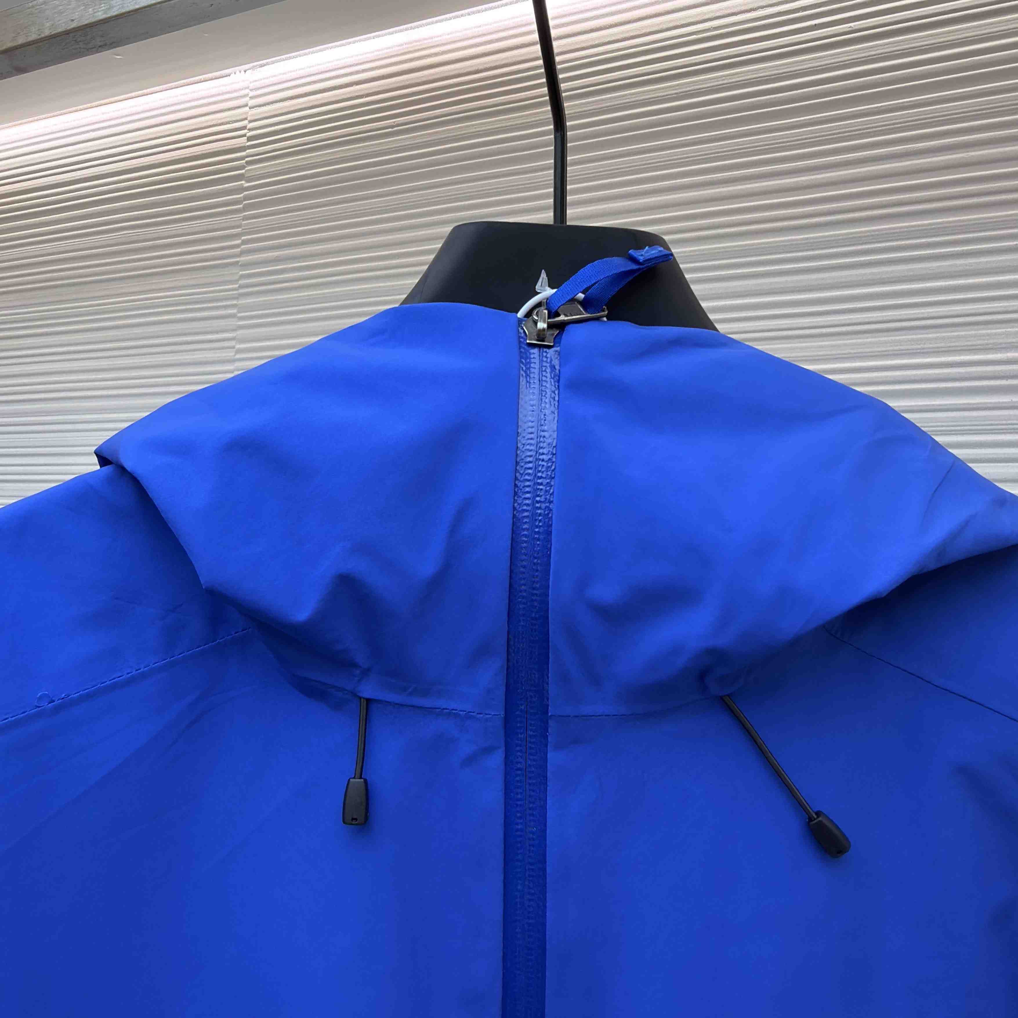 Arc'teryx Beta LT Jacket  - DesignerGu