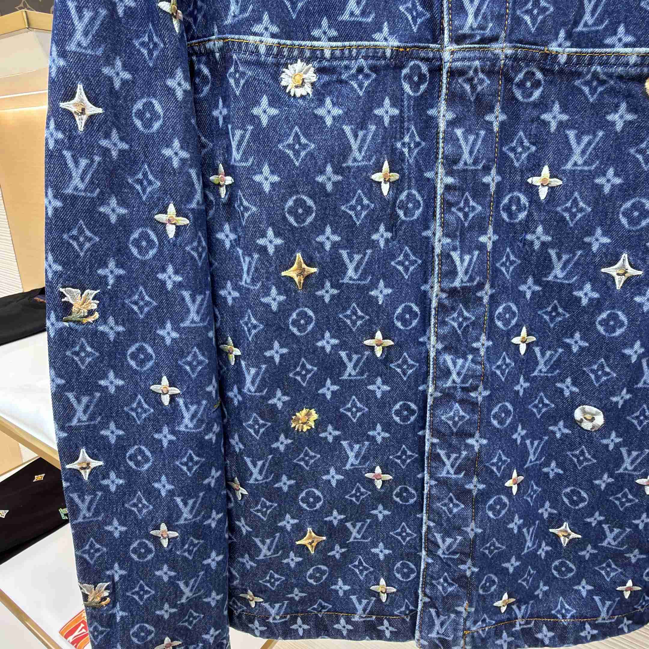 Louis Vuitton Monogram Embroidered Denim Overshirt 1AJRNU - DesignerGu