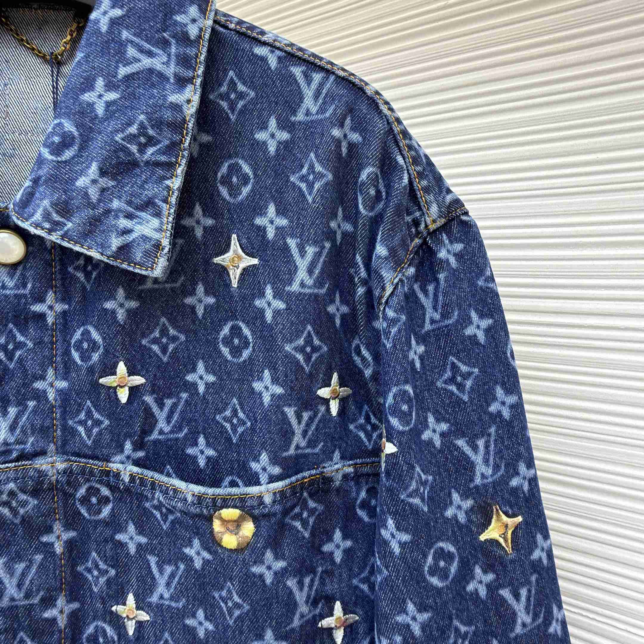 Louis Vuitton Monogram Embroidered Denim Overshirt 1AJRNU - DesignerGu