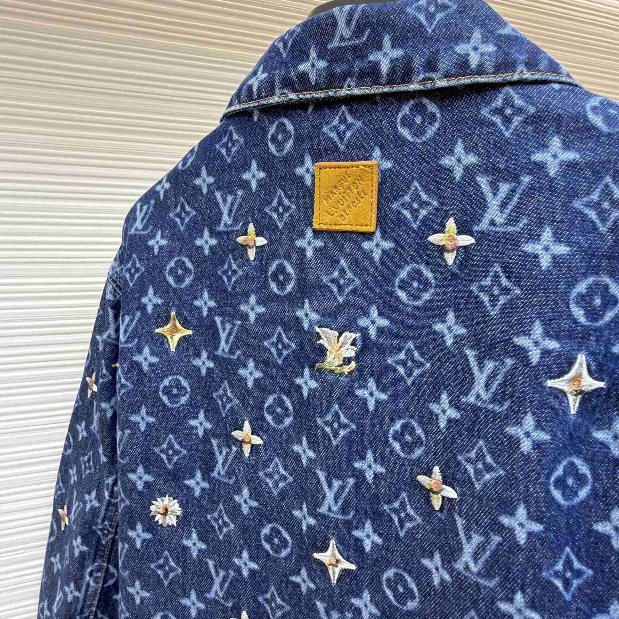 Louis Vuitton Monogram Embroidered Denim Overshirt 1AJRNU - DesignerGu
