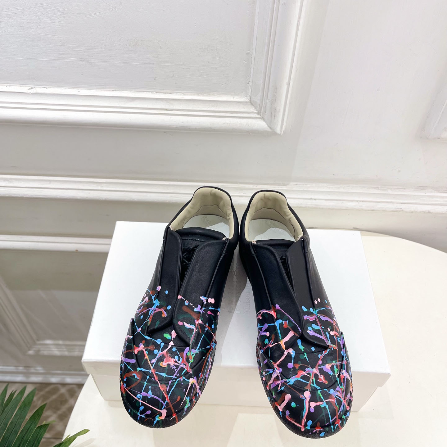 Maison Margiela Black Future Low-Top Sneakers - DesignerGu