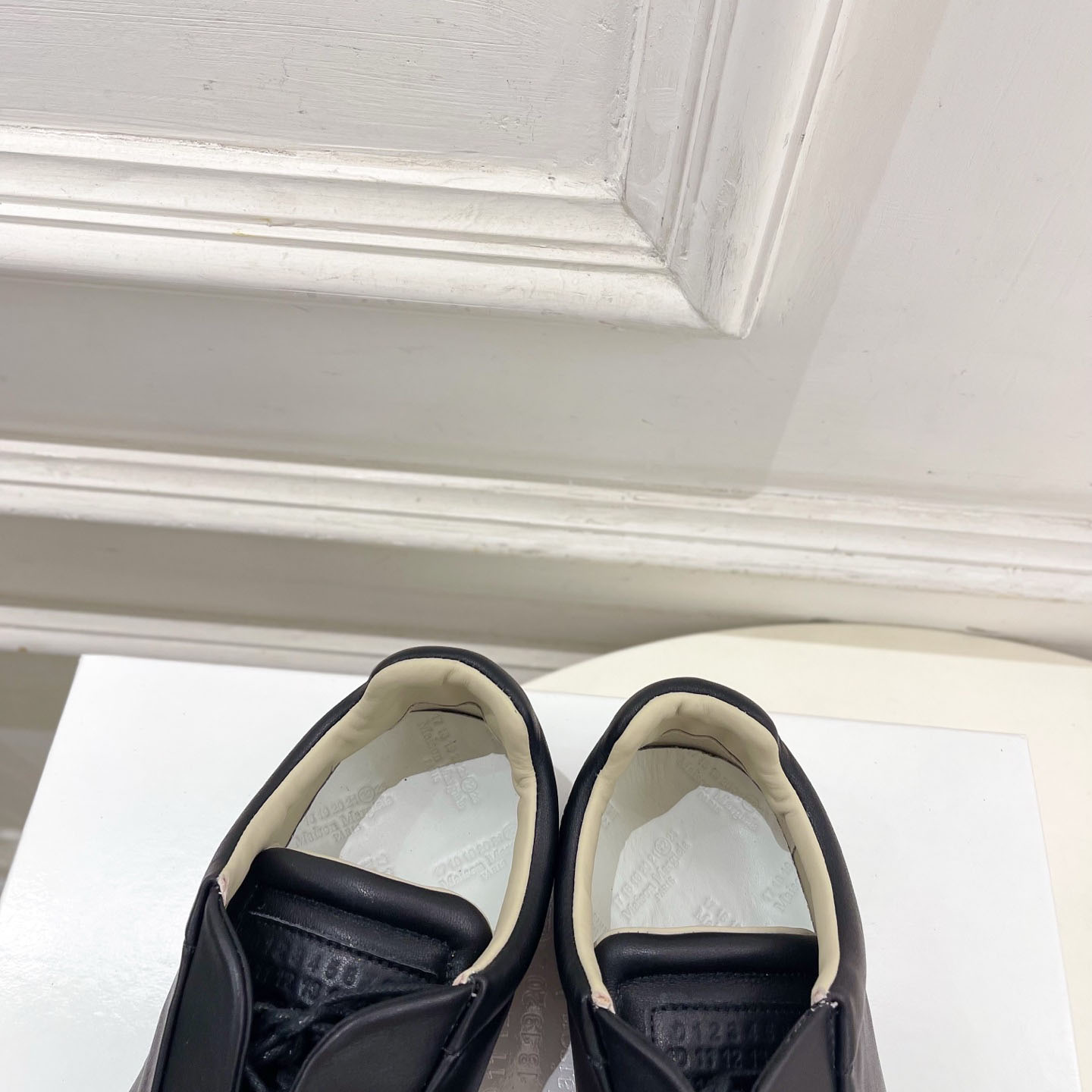 Maison Margiela Black Future Low-Top Sneakers - DesignerGu