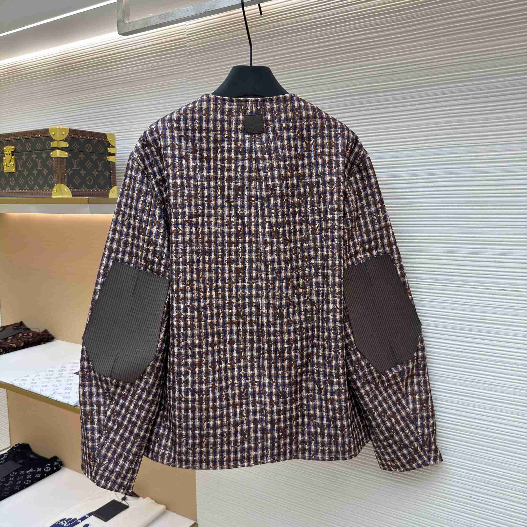 Louis Vuitton Monogram Chic Collarless Tweed Jacket 1AJBN6 - DesignerGu