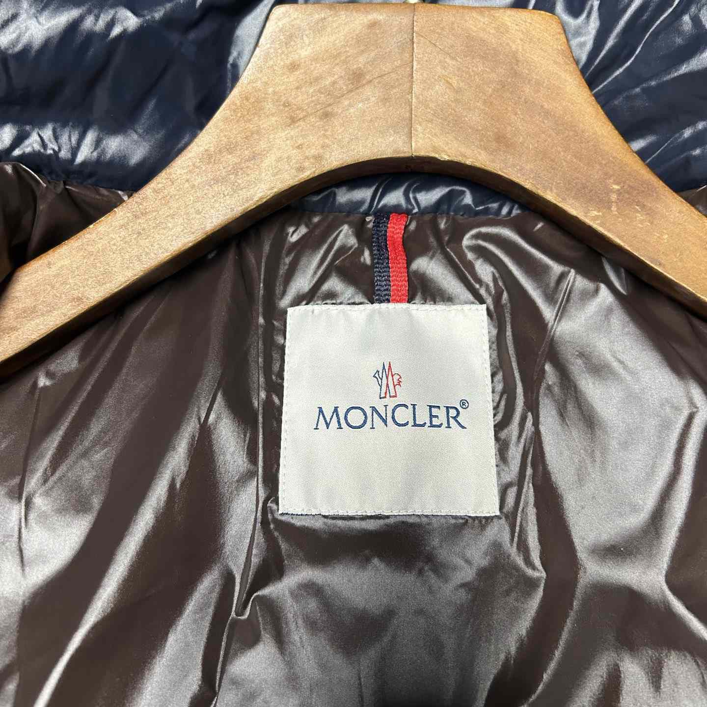 Moncler Maya Hooded Short Down Jacket - DesignerGu