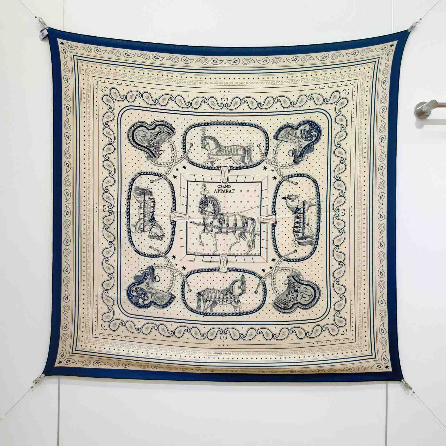Hermes Grand Apparat Bandana Shawl 140 - DesignerGu