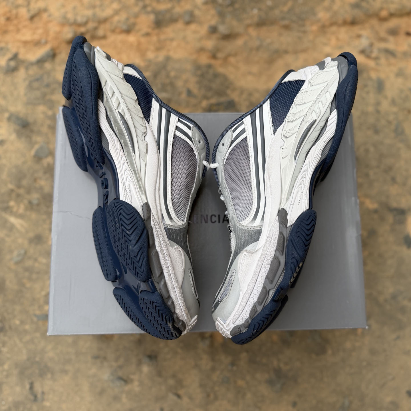 Balenciaga Triple S .2 Sandals - DesignerGu