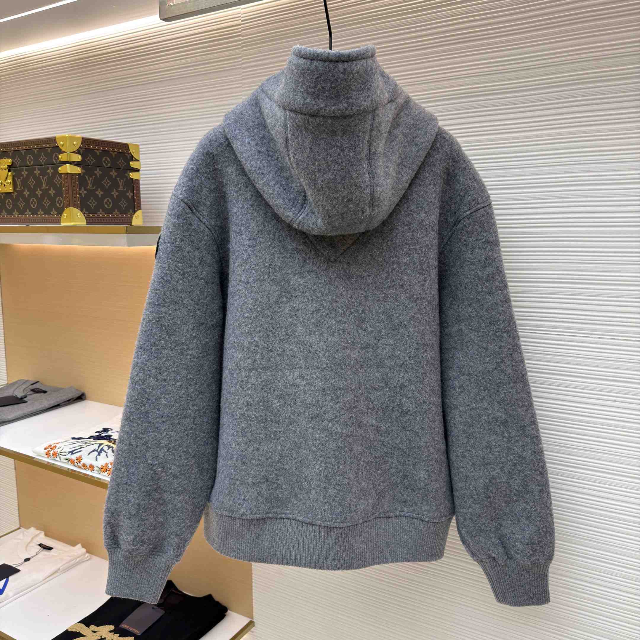 Canada Goose Chilliwack Fleece Hooded Bomber Jacket - DesignerGu
