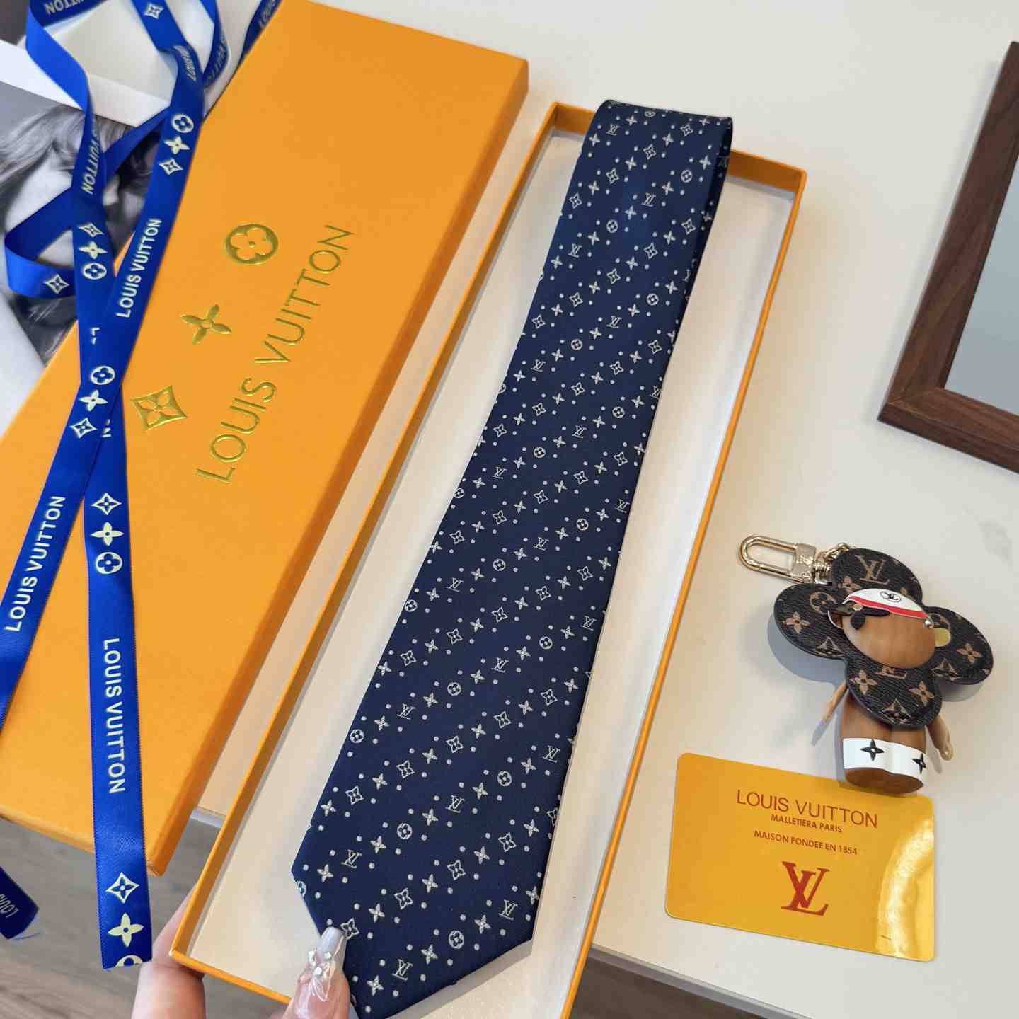 Louis Vuitton Stormy Monogram Tie M97812 - DesignerGu
