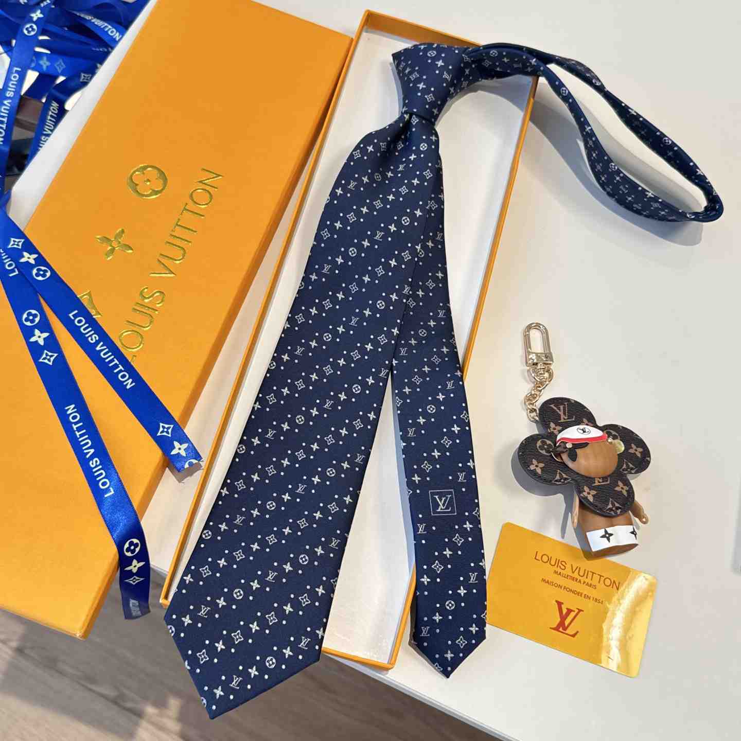 Louis Vuitton Stormy Monogram Tie M97812 - DesignerGu
